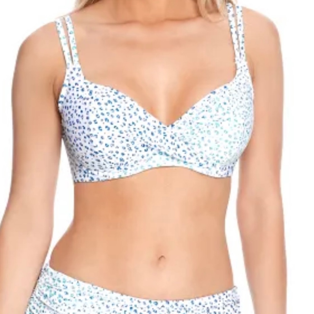 NWT, Bare Necessities, Birdsong   38 G swim top, underwire